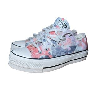 Women’s Converse Chuck Taylor All Star Lift Platform in Washed Florals US 9.5
